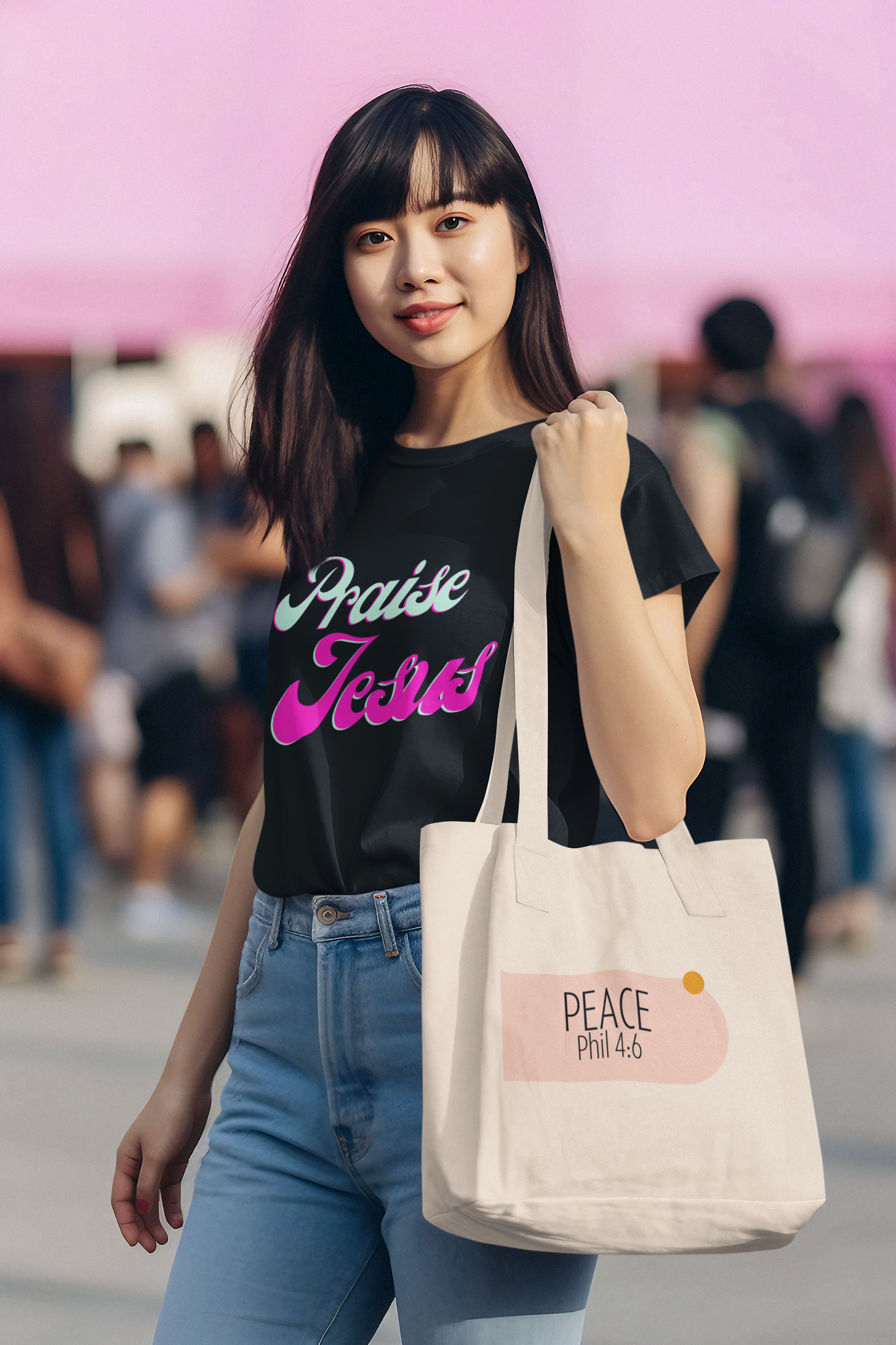 Praise Jesus- Women's Softstyle t-shirt