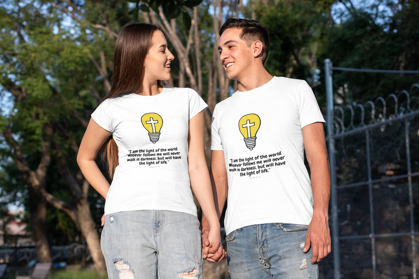 I am the light- Unisex T-Shirt